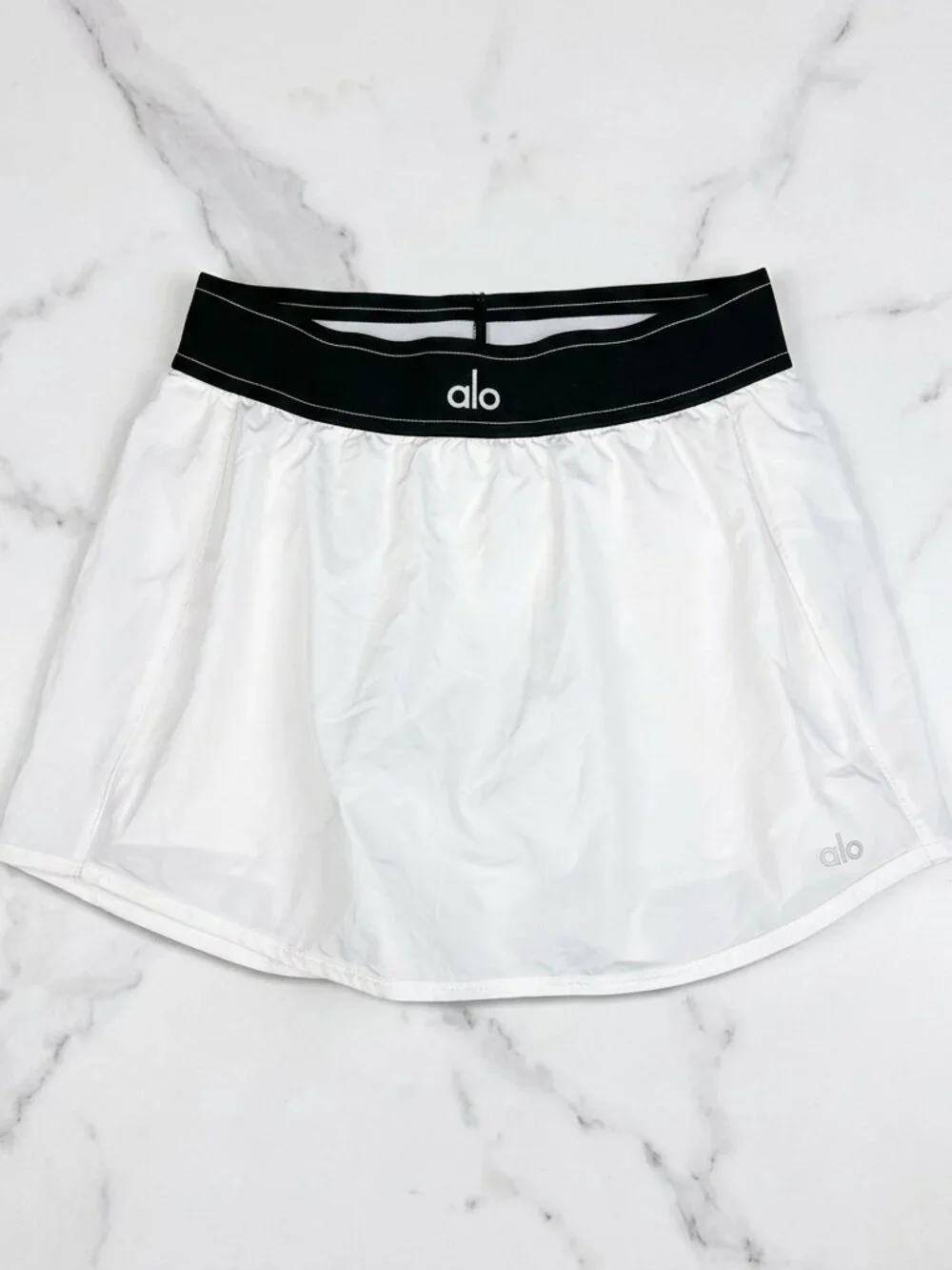 Alo Yoga Match Point Tennis White Skirt - All Sizes - Picture 1 of 4